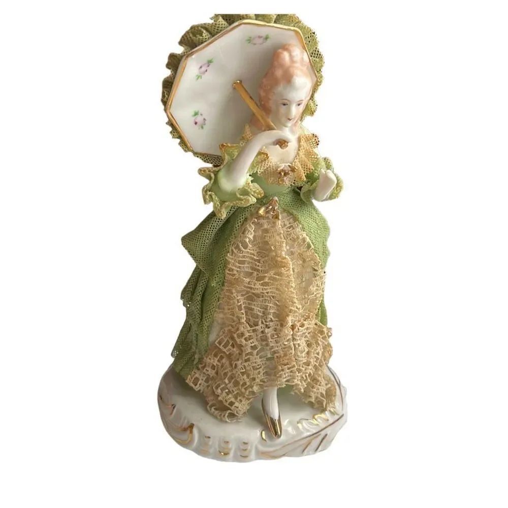 Vintage Victorian starched lace figurine porcelain
